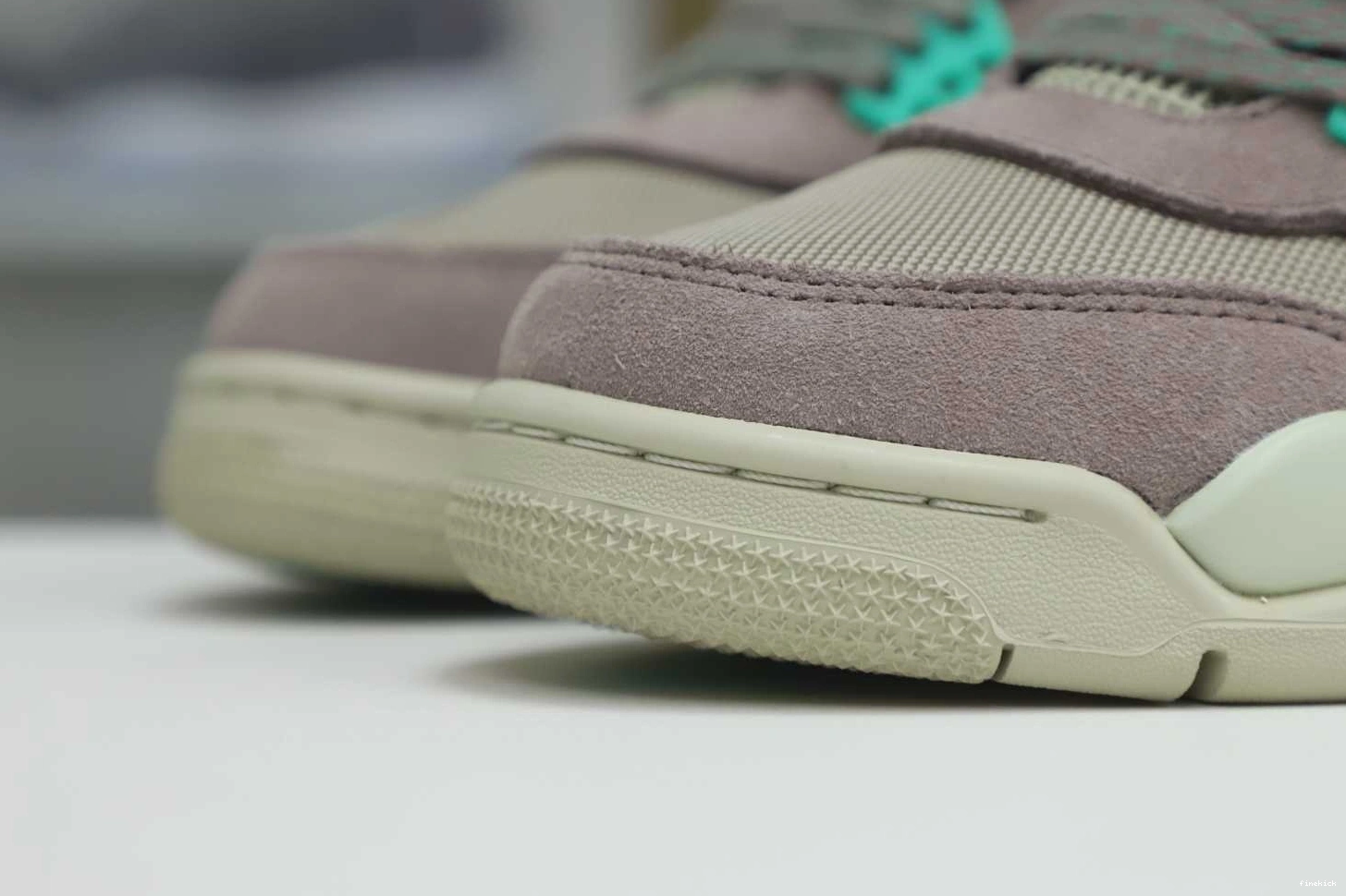 LA HAZE' UNION RETRO 4 X JORDAN 'TAUPE AIR 0720